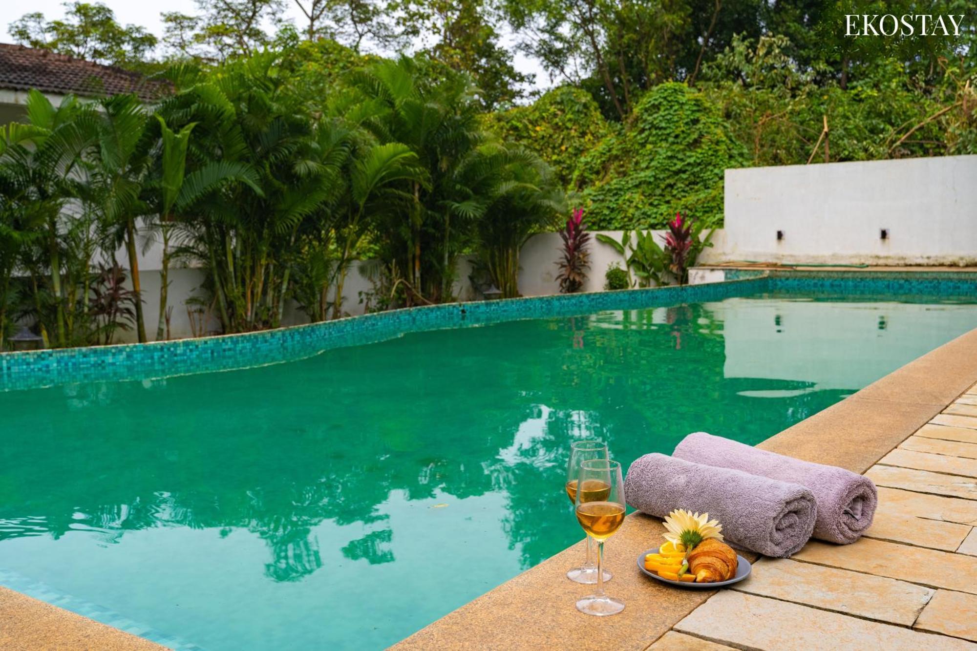 Eko Stay - Solace Villa I Charming Villa Close To Candolim Beach Exterior photo